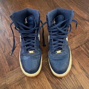 Nike Air Jordan 1 Retro High OG Hyper Royal